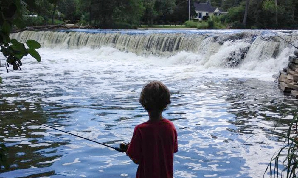 FBW-camper-fishing-1000x600