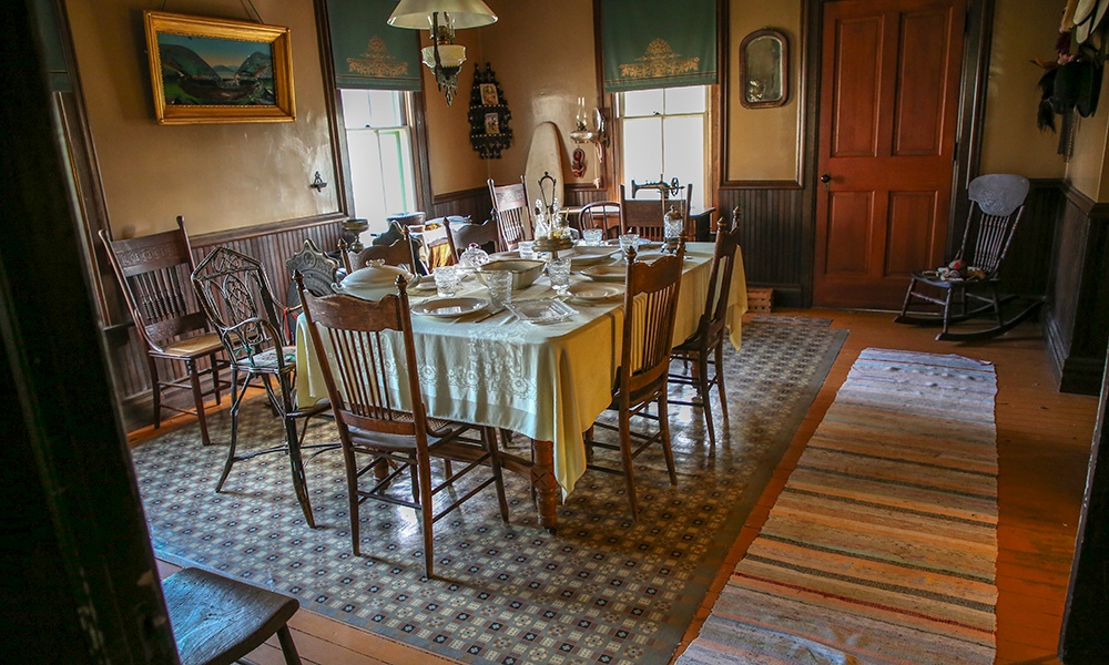 dining-room