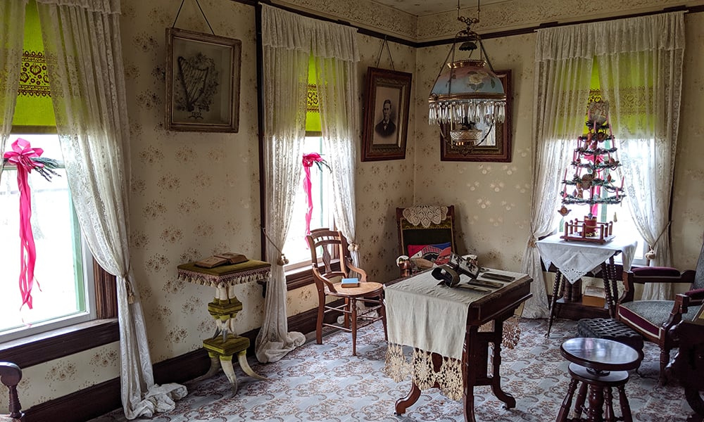 dining room with greens