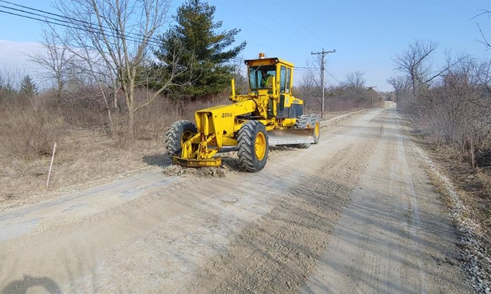 1970-gravel-spreader