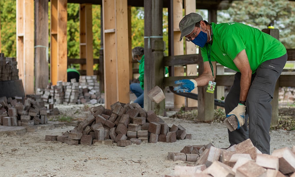 Denis-Kania-SJF-volunteering