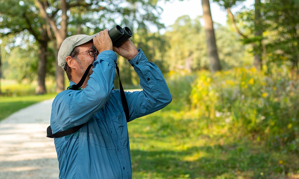 Denis-Kania-binoculars-1000x600