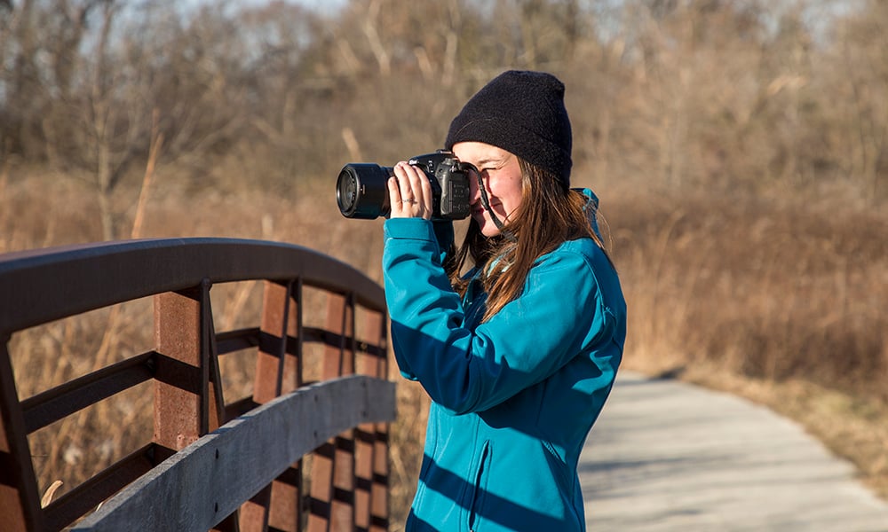 Stephanie-camera-1477-1000x600