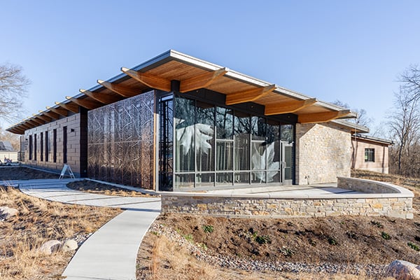 dupage-wildlife-conservation-center-600-400