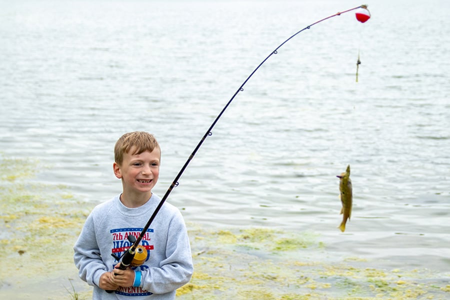 kids-fishing-derby-900x600x150-1