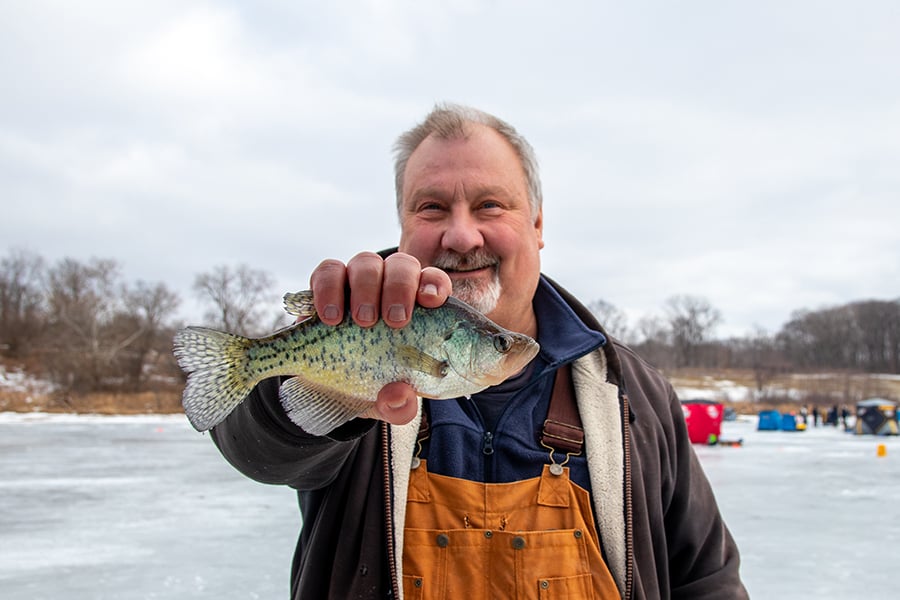 ice-fishing-crappie-900x600