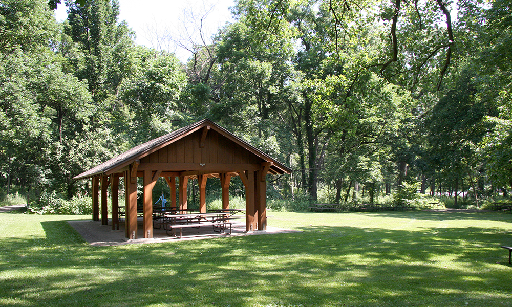 ThingstoDo/OutdoorActivities/Picnicking/PicnicSheltersAreas/Photo