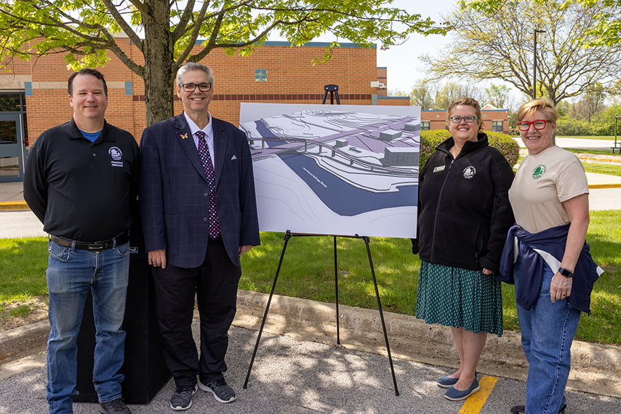 WBDRT-bridge-groundbreaking-commissioners